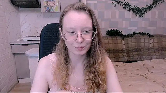 Meowewew online show from 10-11-25, 12:04