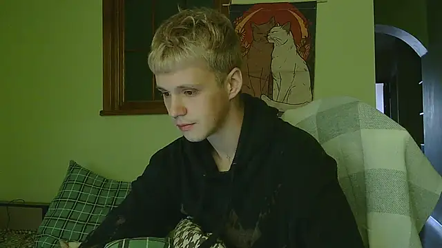 Snapshot of _Timmy_Boy_ chatting on 10-14-25, 07:20 Timmy Boy online show from 10-14-25, 07:20