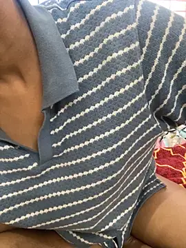 vickyandtania online show from 10-21-25, 06:14