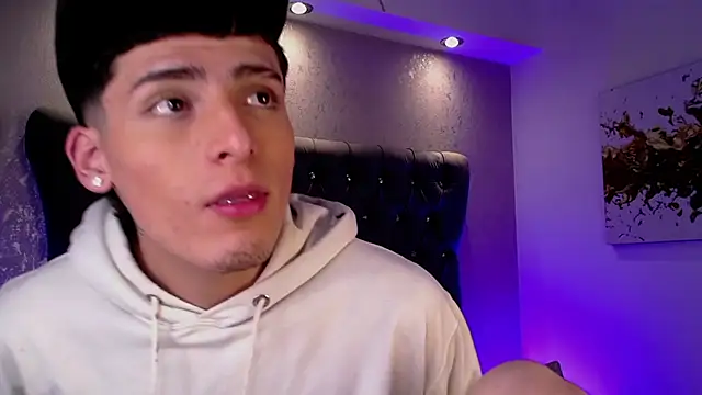 MateoMitchell online show from 11-12-25, 09:10