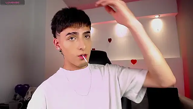 MateoMitchell online show from 03-06-26, 04:31