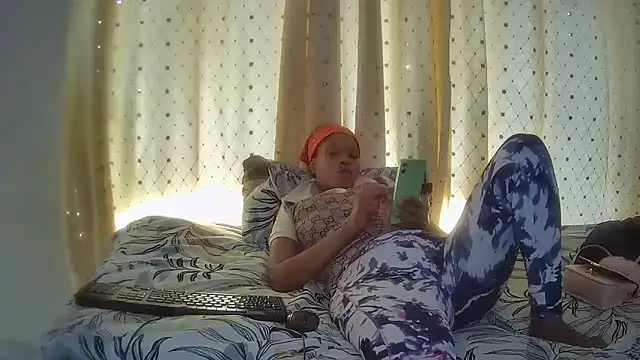 QueenLady7 online show from 10-16-25, 02:07