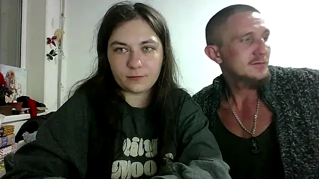 Twolatte1520 online show from 04-15-26, 06:15