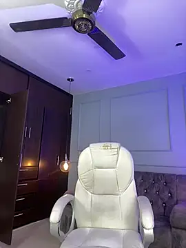 Rose monroee online show from 03-31-26, 06:30