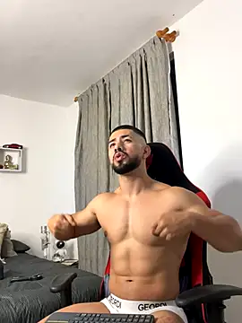 Ezzio Scolaro online show from 10-24-25, 12:19