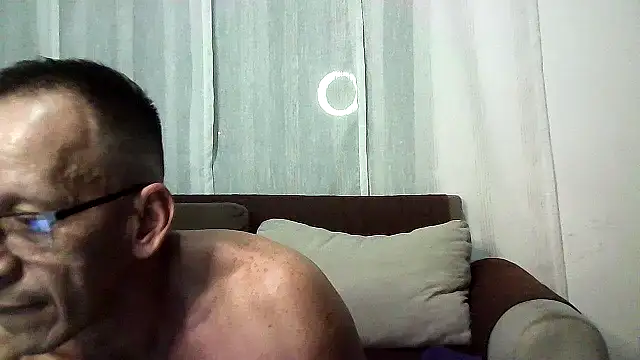  axelking  online show from 02-21-26, 03:18