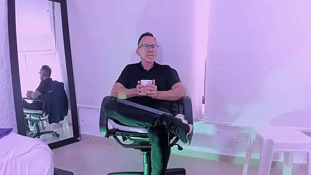  axelking  online show from 02-26-26, 11:42