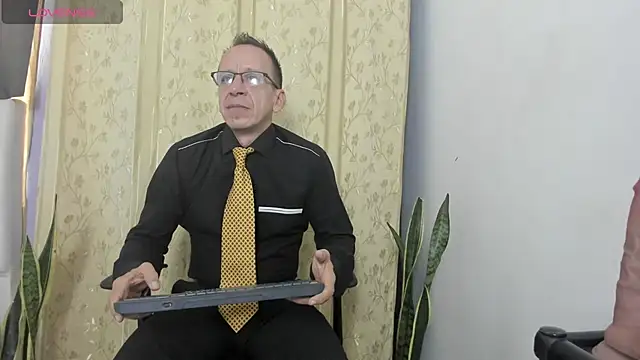  axelking  online show from 07-10-26, 11:46