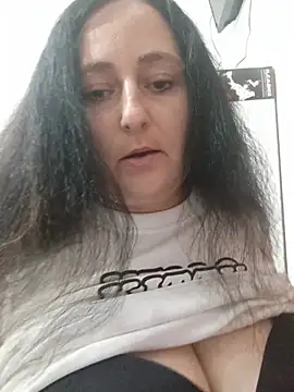 Snapshot of Bella_862 chatting on 07-09-26, 01:48 Bella 862 online show from 07-09-26, 01:48