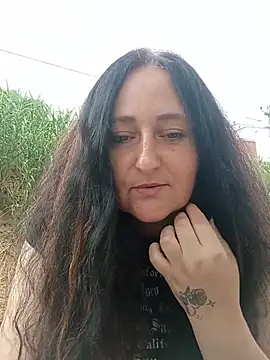 Snapshot of Bella_862 chatting on 07-19-26, 04:33 Bella 862 online show from 07-19-26, 04:33