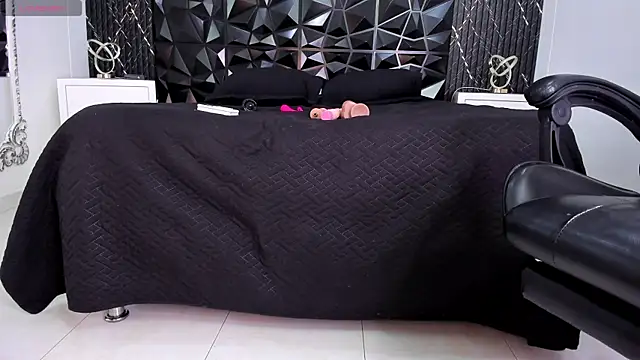 ScarletEvanss  online show from 04-25-26, 01:41