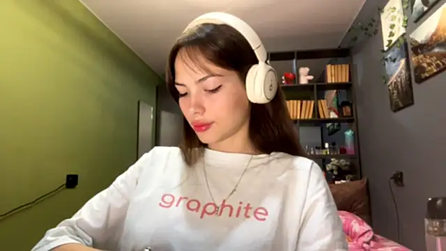 MysticAlisa online show from 10-04-25, 10:35