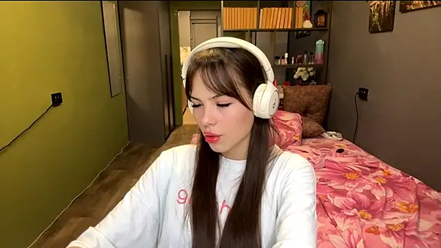 MysticAlisa online show from 10-10-25, 09:30