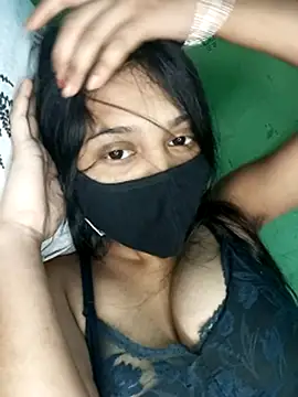 Snapshot of JANVI30 chatting on 11-11-25, 08:09 JANVI30 online show from 11-11-25, 08:09