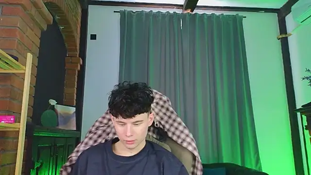 Cute Mike online show from 02-25-26, 08:46