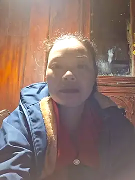 miomio-12 online show from 11-11-25, 12:38