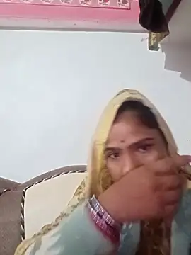 Pabitra cute online show from 11-28-25, 12:19