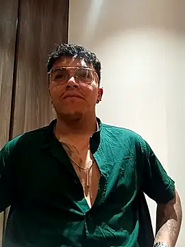 Snapshot of EithanFuckboys chatting on 11-01-25, 03:52 EithanFuckboys online show from 11-01-25, 03:52