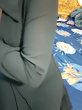 Snapshot of Chennai-couples chatting on 02-04-26, 03:40 Chennai-couples online show from 02-04-26, 03:40