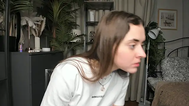 ThelmaJusto online show from 11-13-25, 03:55