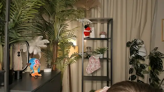 ThelmaJusto online show from 02-15-26, 03:20