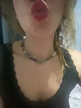 Snapshot of melisss2 chatting on 10-17-25, 09:17 melisss2 online show from 10-17-25, 09:17