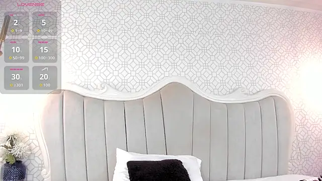 MarcelaCortes online show from 03-25-26, 09:21