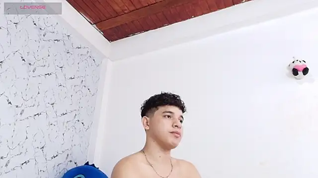 Dominic king7 online show from 10-09-25, 05:44