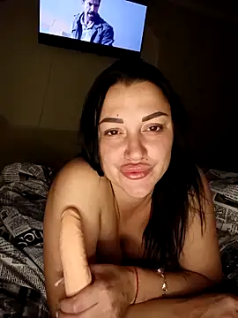 Snapshot of LuceSkys chatting on 10-14-25, 08:53 LuceSkys online show from 10-14-25, 08:53