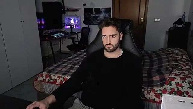 Al3xox02 online show from 02-02-26, 04:38