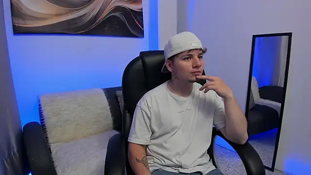 Leoo Miller online show from 02-13-26, 04:19