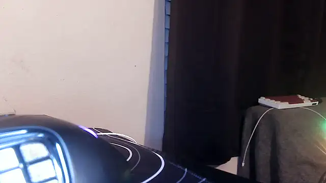 geezuz6913 online show from 11-30-25, 02:04