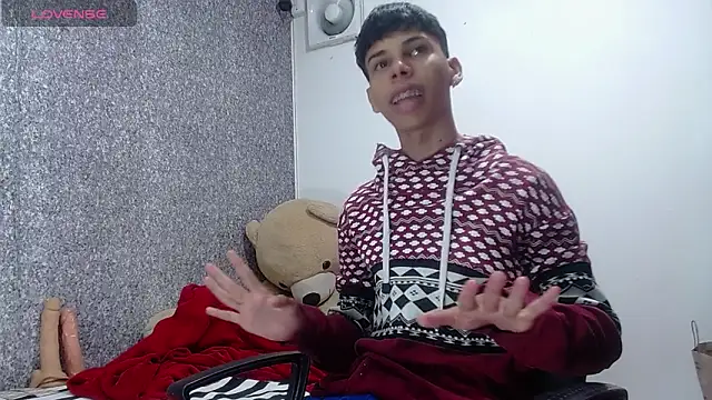 sexyboys cutex18 online show from 03-20-26, 09:52