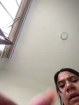 Stefany Bam online show from 12-16-25, 06:13