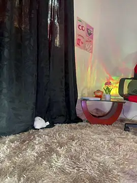 AlannaDollx online show from 10-25-25, 01:40