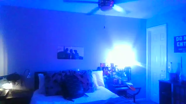 nvthvn555 online show from 10-18-25, 11:38