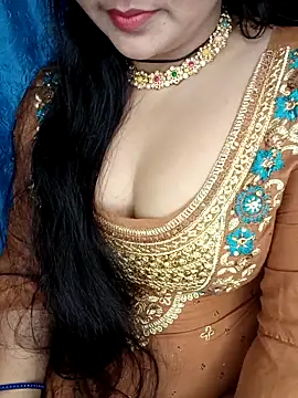 Snapshot of Rashmi_011 chatting on 05-30-26, 12:41 Rashmi 011 online show from 05-30-26, 12:41