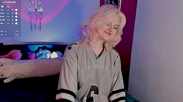 bixxxiz online show from 10-19-25, 11:11