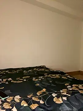 Monica  Bellucci   online show from 01-17-26, 04:11