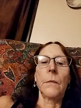 Spicylady1234 online show from 12-18-25, 12:49