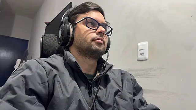 CasalManeiro25 online show from 10-21-25, 11:33