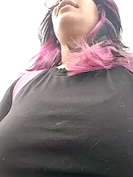 Abby 2-1 online show from 10-28-25, 07:49