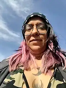 Abby 2-1 online show from 11-08-25, 08:29