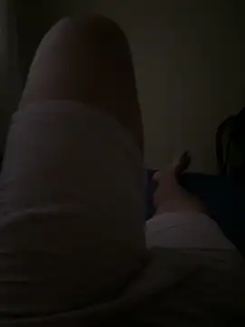 Snapshot of B-38 chatting on 10-24-25, 08:05 B-38 online show from 10-24-25, 08:05