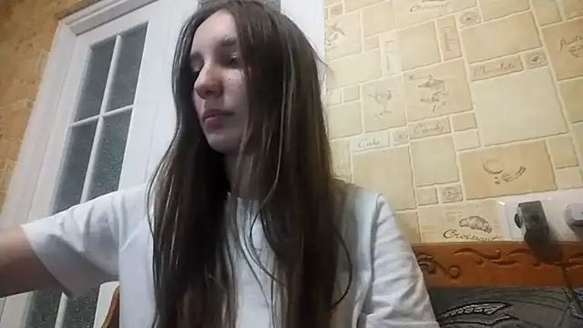 Snapshot of AdelaideParslow chatting on 10-19-25, 03:34 AdelaideParslow online show from 10-19-25, 03:34