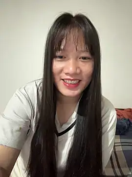 TrangNemo online show from 11-17-25, 12:38