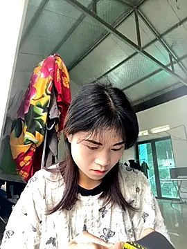Mylinh- online show from 10-10-25, 01:59