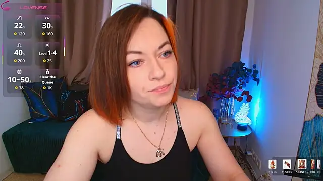 Snapshot of Serena_Foxxx chatting on 05-08-26, 02:06 Serena Foxxx online show from 05-08-26, 02:06