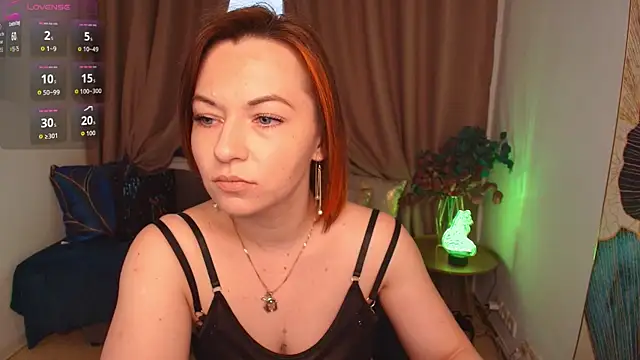 Snapshot of Serena_Foxxx chatting on 05-29-26, 05:38 Serena Foxxx online show from 05-29-26, 05:38