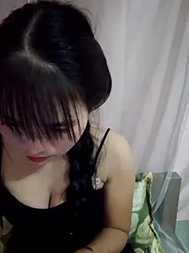 Snapshot of Mylove-here chatting on 10-11-25, 02:15 Mylove-here online show from 10-11-25, 02:15